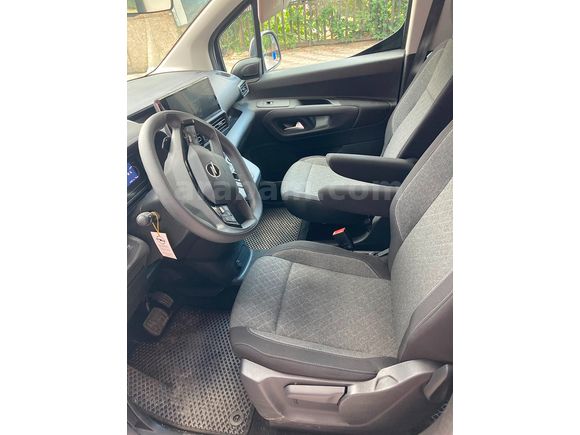 Sahibinden Opel Combo 1.5 Essential 2025 Model  %20 faturalı