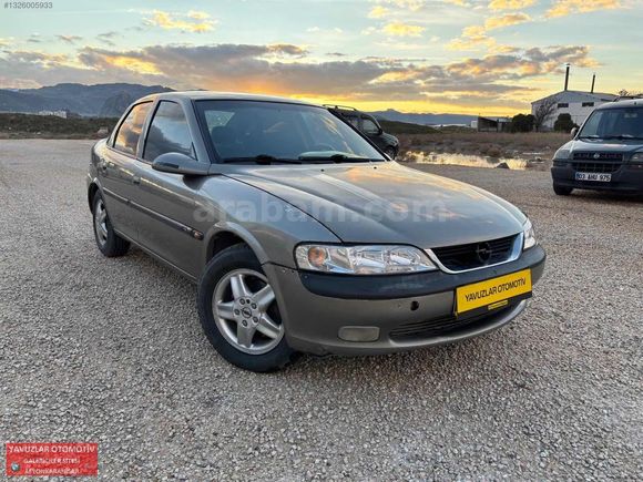 1998 MODEL DİJİTAL KLİMALI 2.0 BENZİN LPG