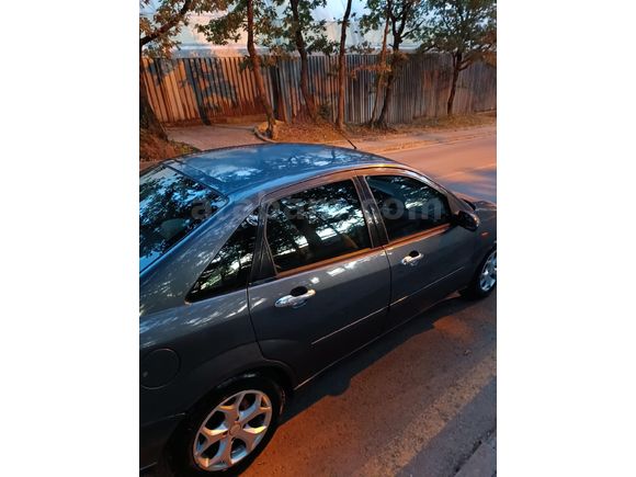 Sahibinden Ford Focus 1.8 Di Ghia 2003 Model
