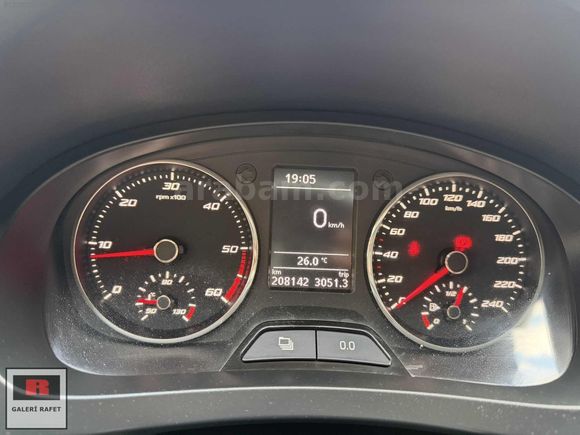 2015 SEAT TOLEDO 1.6 TDİ STYLE 105 HP+GERİ GÖRÜŞ+TABLET EKRAN