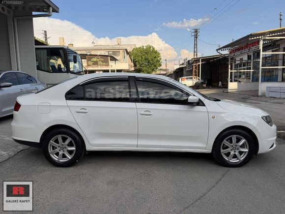 2015 SEAT TOLEDO 1.6 TDİ STYLE 105 HP+GERİ GÖRÜŞ+TABLET EKRAN