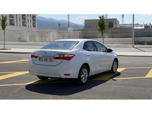 Sahibinden Toyota Corolla 1.4 D-4D Advance 2013 Model 