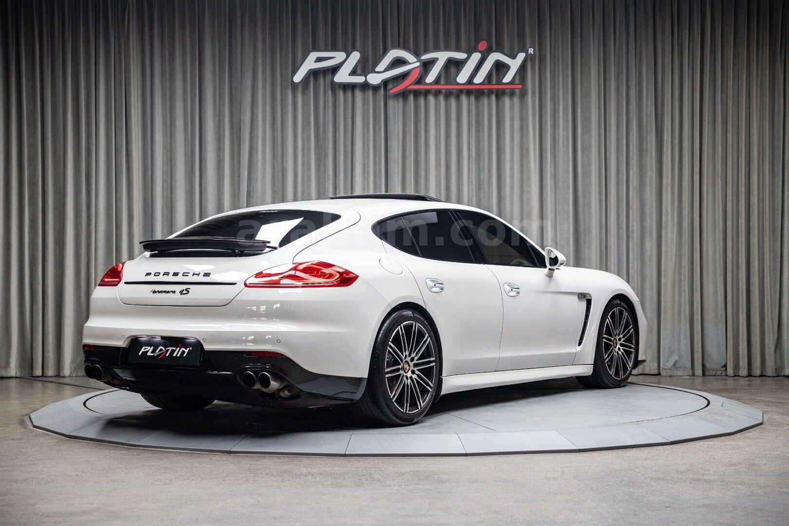 Galeriden Porsche Panamera 4S 2011 Model İstanbul 163.303 km Beyaz 6