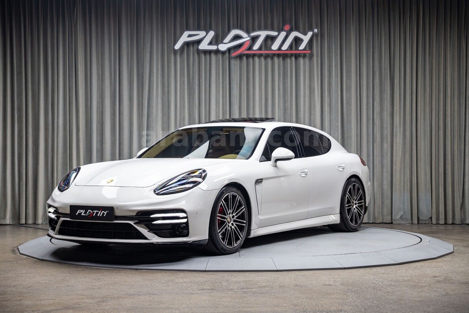 Galeriden Porsche Panamera 4S 2011 Model İstanbul 163.303 km Beyaz 1