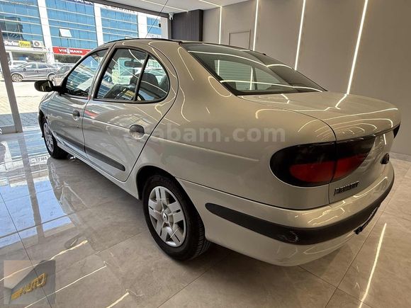1999 Megane Sedan 1.6 16V ALİZE