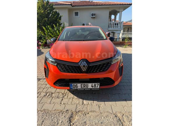 Sahibinden Renault Clio 1.0 TCe Evolution 2023 Model 