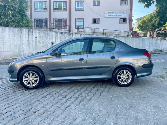 2010 MODEL 1.4 LPGLİ COMFORT 171 BİN DE KLİMA BUZ