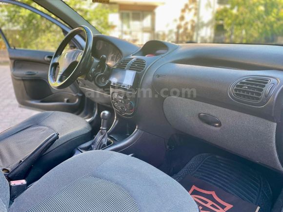 2010 MODEL 1.4 LPGLİ COMFORT 171 BİN DE KLİMA BUZ