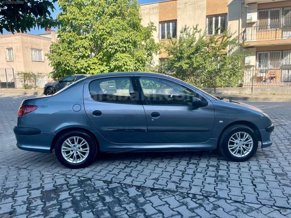 2010 MODEL 1.4 LPGLİ COMFORT 171 BİN DE KLİMA BUZ