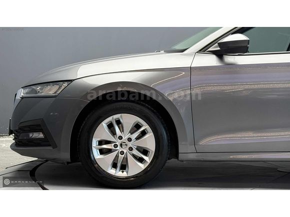 ""GARDEN""2022 OCTAVİA 1.5 E-TEC DSG GRİ/ANTRASİT ŞERİT TAKİP