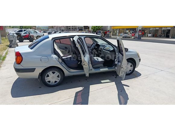 Sahibinden Renault Clio 1.4 Authentique 2004 Model 