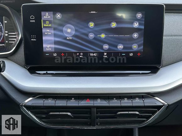 DEĞİŞEN'SİZ 2023 SKODA OCTAVİA 1.5 E-TEC PREMİUM DSG HİBRİT