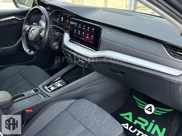DEĞİŞEN'SİZ 2023 SKODA OCTAVİA 1.5 E-TEC PREMİUM DSG HİBRİT