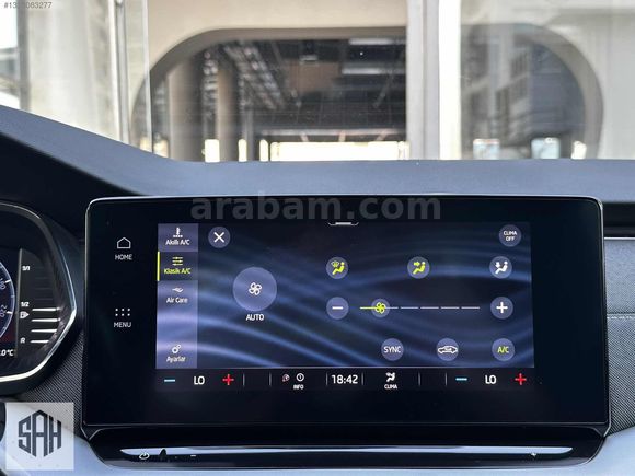 DEĞİŞEN'SİZ 2023 SKODA OCTAVİA 1.5 E-TEC PREMİUM DSG HİBRİT