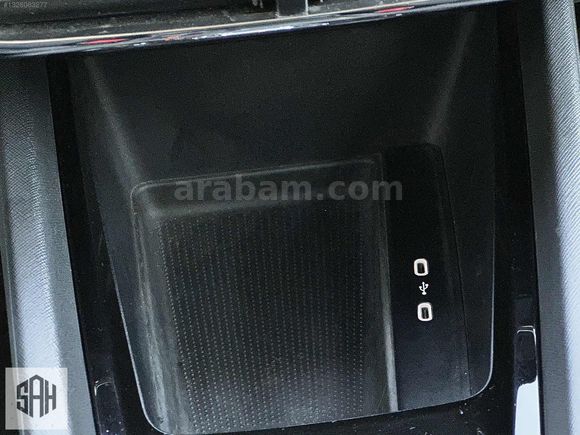DEĞİŞEN'SİZ 2023 SKODA OCTAVİA 1.5 E-TEC PREMİUM DSG HİBRİT