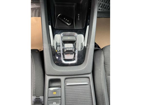 MERT TURANDAN 2021 OCTAVİA 1.5TSİ ELİT DSG HATASIZ 152.000 KMDE