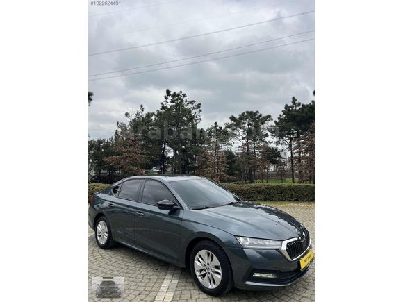 MERT TURANDAN 2021 OCTAVİA 1.5TSİ ELİT DSG HATASIZ 152.000 KMDE