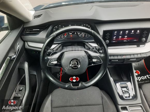 2021 Model Tam Bakımlı Kazasız Boyasız Octavia 1.5 e-Tech Elite