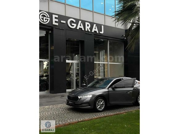EGARAJ | 2023 SKODA OCTAVİA