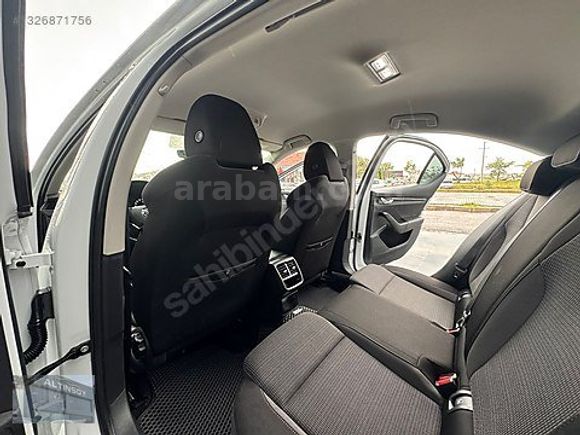 ALTINSOYOTODAN 2021 BOYASIZ ELİTE 116.000 KM 1.5 E-TEC OCTAVİA