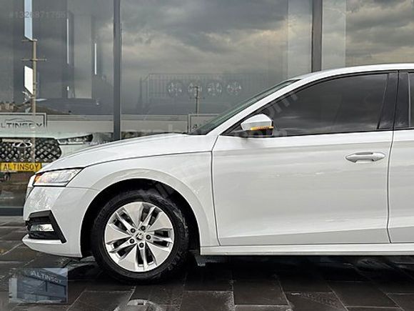 ALTINSOYOTODAN 2021 BOYASIZ ELİTE 116.000 KM 1.5 E-TEC OCTAVİA