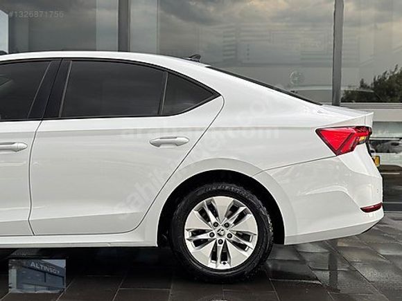ALTINSOYOTODAN 2021 BOYASIZ ELİTE 116.000 KM 1.5 E-TEC OCTAVİA