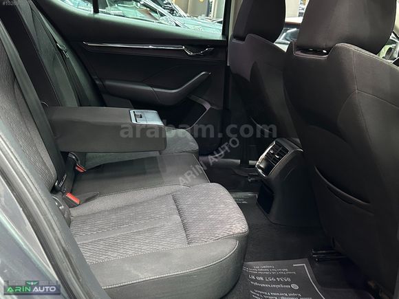 2023 YENİ KASA SKODA OCTAVİA 1.5 E-TEC PREMİUM DSG HİBRİT