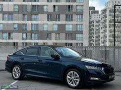 2023 YENİ KASA SKODA OCTAVİA 1.5 E-TEC PREMİUM DSG HİBRİT