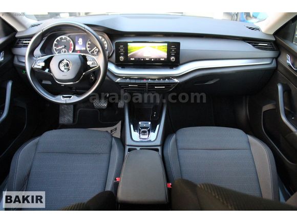 2022 SKODA OCTAVİA 1.5 E-TEC ELİTE 83000KM GERİ GÖRÜŞ DEĞİŞENSİZ