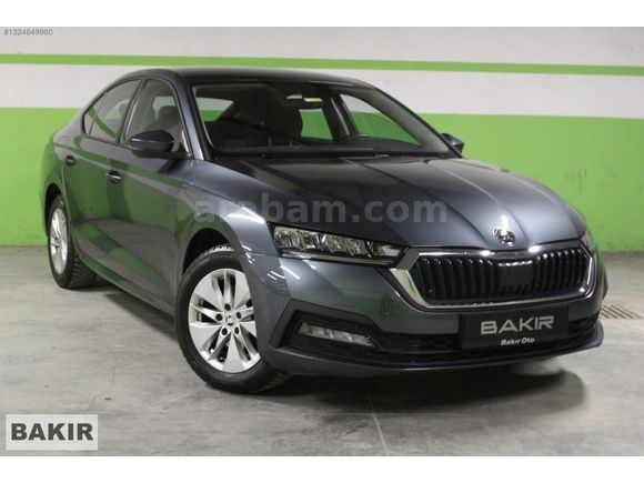 2022 SKODA OCTAVİA 1.5 E-TEC ELİTE 83000KM GERİ GÖRÜŞ DEĞİŞENSİZ