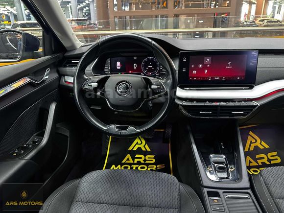 2023 OCTAVİA 1.5 E-TEC PREMİUM LANSMAN RENK 91.000 KM