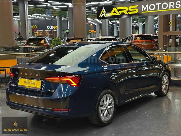 2023 OCTAVİA 1.5 E-TEC PREMİUM LANSMAN RENK 91.000 KM