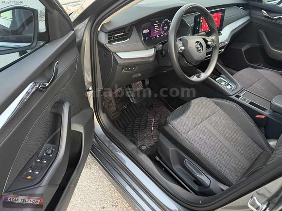 2024 SKODA OCTAVİA 1.5 TSİ E-TEC PREMİUM DSG 20 BİN KM.HATASIZ