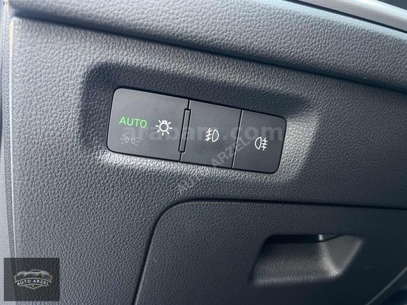 AUTO ARZEL 2023 SKODA OCTAVİA 1.5 TSİ E-TEC PREMİUM SERVİS BAKIM