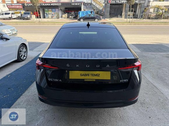 2023 SKODA OCTAVİA 1.5 TSI E-TEC PREMIUM DSG 118500 KM