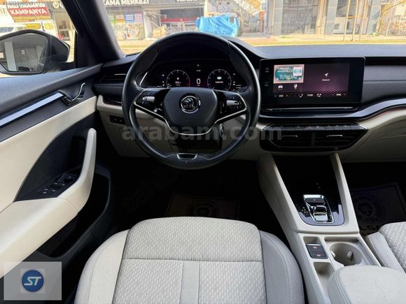 2023 SKODA OCTAVİA 1.5 TSI E-TEC PREMIUM DSG 118500 KM