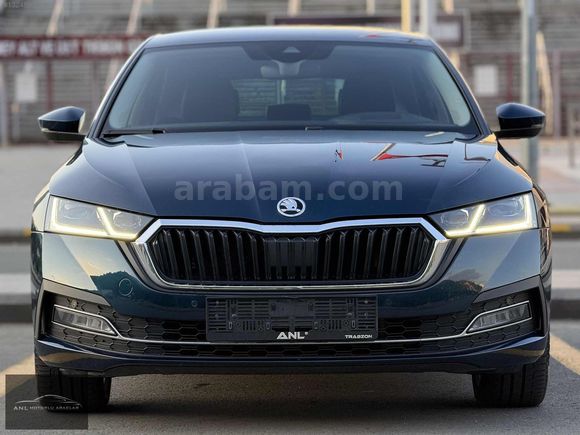 2021 1.5 E-TECH HEAD UP-ISITMA-KÖR NOKTA-G.GRŞ-18"JNT-DERİ-E.BGJ