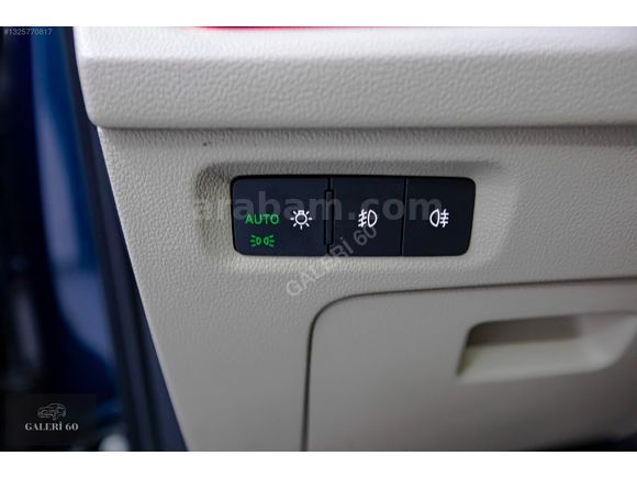 HATASIZ/BOYASIZ/2021/OCTAVİA 1.5 e-Tec Premium 58.000KM/MAVİ+BEJ