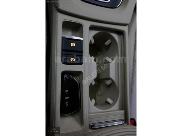 HATASIZ/BOYASIZ/2021/OCTAVİA 1.5 e-Tec Premium 58.000KM/MAVİ+BEJ