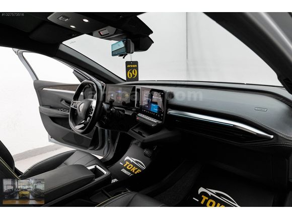 2024 MEGANE ICONİC ELK.KOLTUK HAFIZA K.ISITMA D.ISITMA BOYASIZ