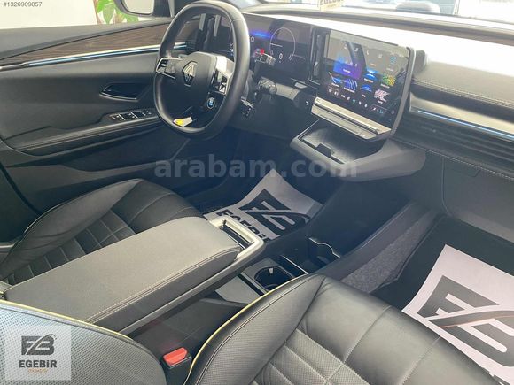 EGEBİR OTO /2024 MEGANE E-TECH İCONİC/TAM DOLU/HATASIZ/ÇİFT RENK