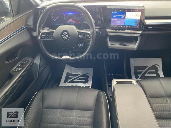 EGEBİR OTO /2024 MEGANE E-TECH İCONİC/TAM DOLU/HATASIZ/ÇİFT RENK