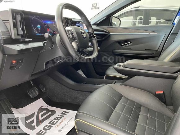 EGEBİR OTO /2024 MEGANE E-TECH İCONİC/TAM DOLU/HATASIZ/ÇİFT RENK