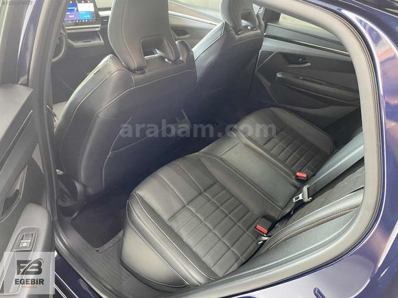 EGEBİR OTO /2024 MEGANE E-TECH İCONİC/TAM DOLU/HATASIZ/ÇİFT RENK