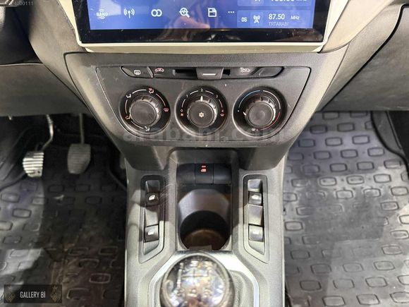 2017 PEUGEOUT 301/ACTİVE/1.6 HDİ/E.AYNA/H.SABTLE/ 150 BİN PEŞİN