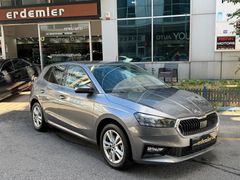 ERDEMLER'DEN 2025 SKODA FABİA 1.0 TSI PREMİUM DSG HATASIZ BOYASZ