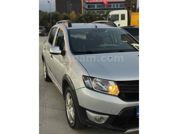 Sahibinden Dacia Sandero 1.5 dCi Stepway 2015 Model 
