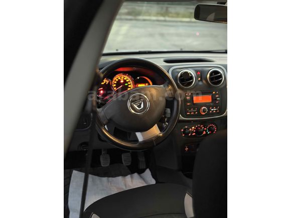 Sahibinden Dacia Sandero 1.5 dCi Stepway 2015 Model 