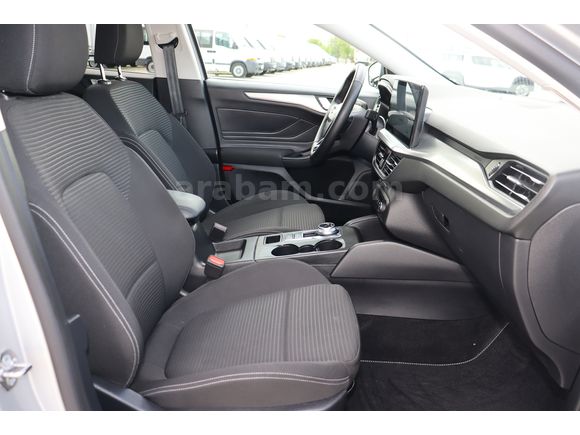 MBS BÜYÜKSOYLU'DAN 2025 FORD FOCUS 1.5 ECOBLUE TITANIUM STİL