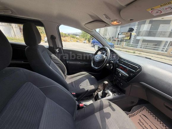 2015 MODEL 1.6 HDİ 178.000 KMDE DEĞİŞENSİZ 301